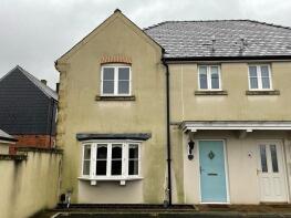 27, Meadow Bank, Neath SA10 6FH