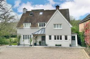 Wood Dean, Beech Lane, Beaconsfield HP9 2SZ