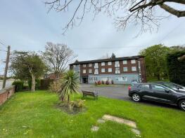 Flat 15, Leecrest House, Doncaster Road, Ardsley, Barnsley S71 5EH
