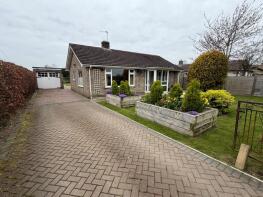 Greyleas, Ancaster Lane, Grantham NG32 3NA