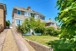 16, Homer Park, Plymouth PL9 9NN