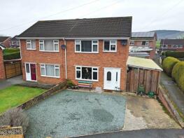26, Llys Rhufain, Caersws SY17 5HY