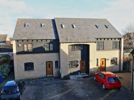 2, Rosamund Mews, St. Neots PE19 7RX