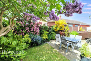 24, Hill View Drive, Winterton-on-sea NR29 4BT