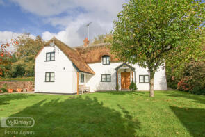 Sunnymead, Mark Herniman Hill, Taunton TA4 4AA