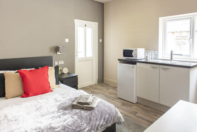 Room3-4.jpg