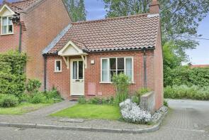 1, The Sheltons, Barsham Road, Fakenham NR21 0HP