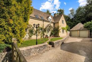 Rosehip House, Cotswold Meadows, Cheltenham GL54 2FN
