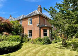 Manor End, Worldham Hill, East Worldham, Alton GU34 3AX