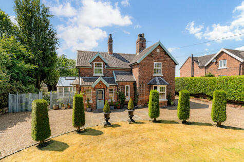 Ivy Cottage, Street Lane, Lower Whitley