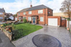 22, Grove Lane, Knottingley WF11 8ES
