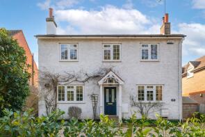 100, Brockham Lane, Betchworth RH3 7EQ