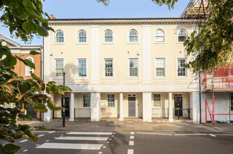 Eastgate Street, Winchester, Hampshire, SO23