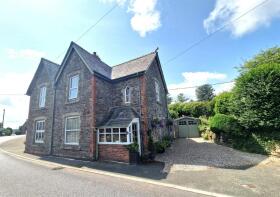 6, Duke Terrace, B3254 Between Rockwell And St Stephens Hill, St Stephens, Launceston PL15 8HJ