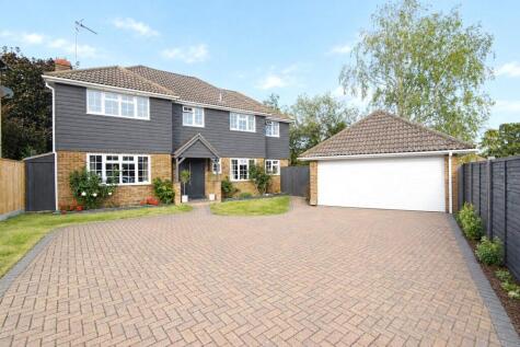 Ravenscroft, Hook, Hampshire, RG27