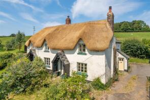 2, Hatches Cottages, Merton EX20 3DT