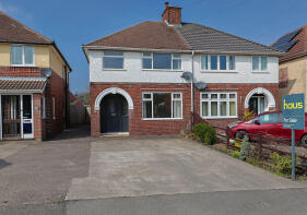 16, Ashover Road, Chesterfield S42 6HJ