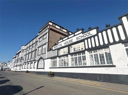 Grenfell Park, Parkgate, Neston, Cheshire, CH64