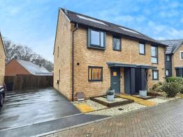 6, Fairway Road, Basingstoke RG24 9YQ