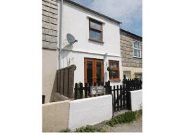 6, Rosewin Row, Lower East Street, St. Columb TR9 6AX