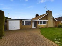 25, Manor Park, Buckingham MK18 1QX