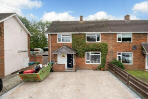 52, Springhill Road, Aylesbury HP18 0TE