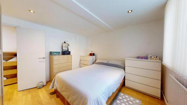 1 bedroom for rent in Isle of Dogs - Barrain Londo