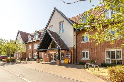 Corbetts Way, Thame