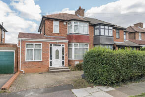 5, Anmersh Grove, Stanmore HA7 1NZ