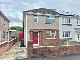 22, March Hywel, Rhos, Swansea SA8 3HF