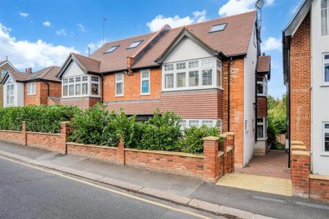 Fairdene Road, Coulsdon