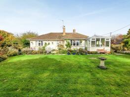 Crossfields, Hill Road, Tewkesbury GL20 7JJ
