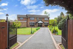 263 Willows, Roman Road, Brentwood CM15 0UH