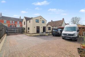18, Leigh Road, Westbury BA13 3QJ