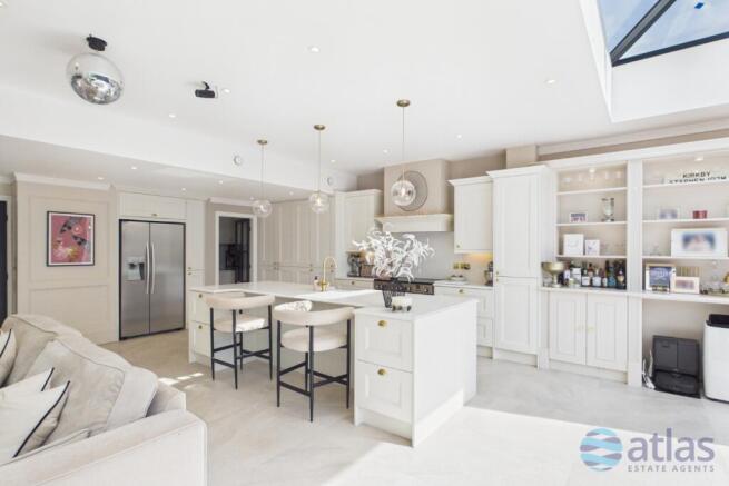 Kitchen/Reception/Diner