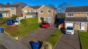 17, Toll Bar Close, Oxspring, Sheffield S36 8WJ