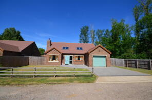 Mayfield, Nags Head Lane, Hargrave NN9 6BN