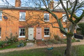 2, Mildmay Terrace, Hartley Wintney, Hook RG27 8PN