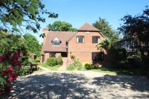 Oak Lodge, Shortheath Lane, Sulhamstead, Reading RG7 4EQ