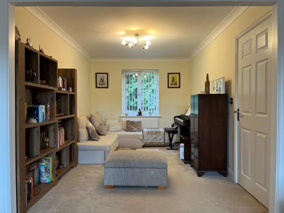 5.Living Room_1
