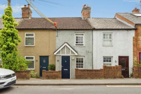 Upper Hale Road, Farnham, Surrey, GU9