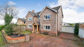 Lle Hyfryd, Babell Road, Holywell CH8 8RB