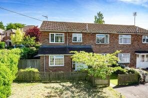 4, School Gardens, Potten End, Berkhamsted HP4 2RJ