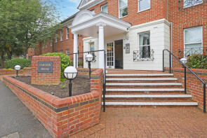 Flat 15, Carlton House, Algers Road, Loughton IG10 4RS