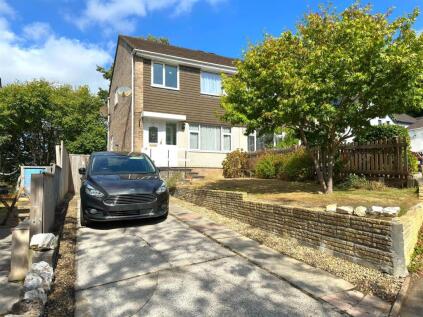Rowan Close, Tavistock
