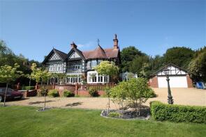 Churchills View, 4c Dunham Woods, Charcoal Road, Altrincham WA14 4RU
