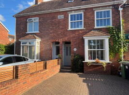 2, Elton Villas, West End, Tonbridge TN12 9HZ
