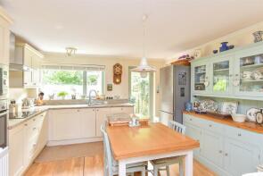 5, Martens Field, Lewes BN7 3HR