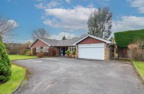3 Woodstock, Meadowside, Beaconsfield HP9 2SJ