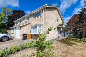 22, Grange Close, Lymington SO41 0TY
